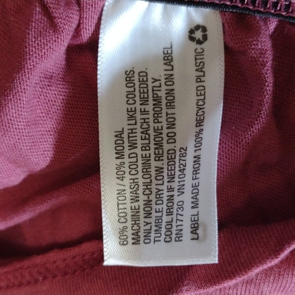 NWT Long Sleeve V-Neck Shirred Maternity Shirt - Isabel Maternity - M - Picture 4 of 4